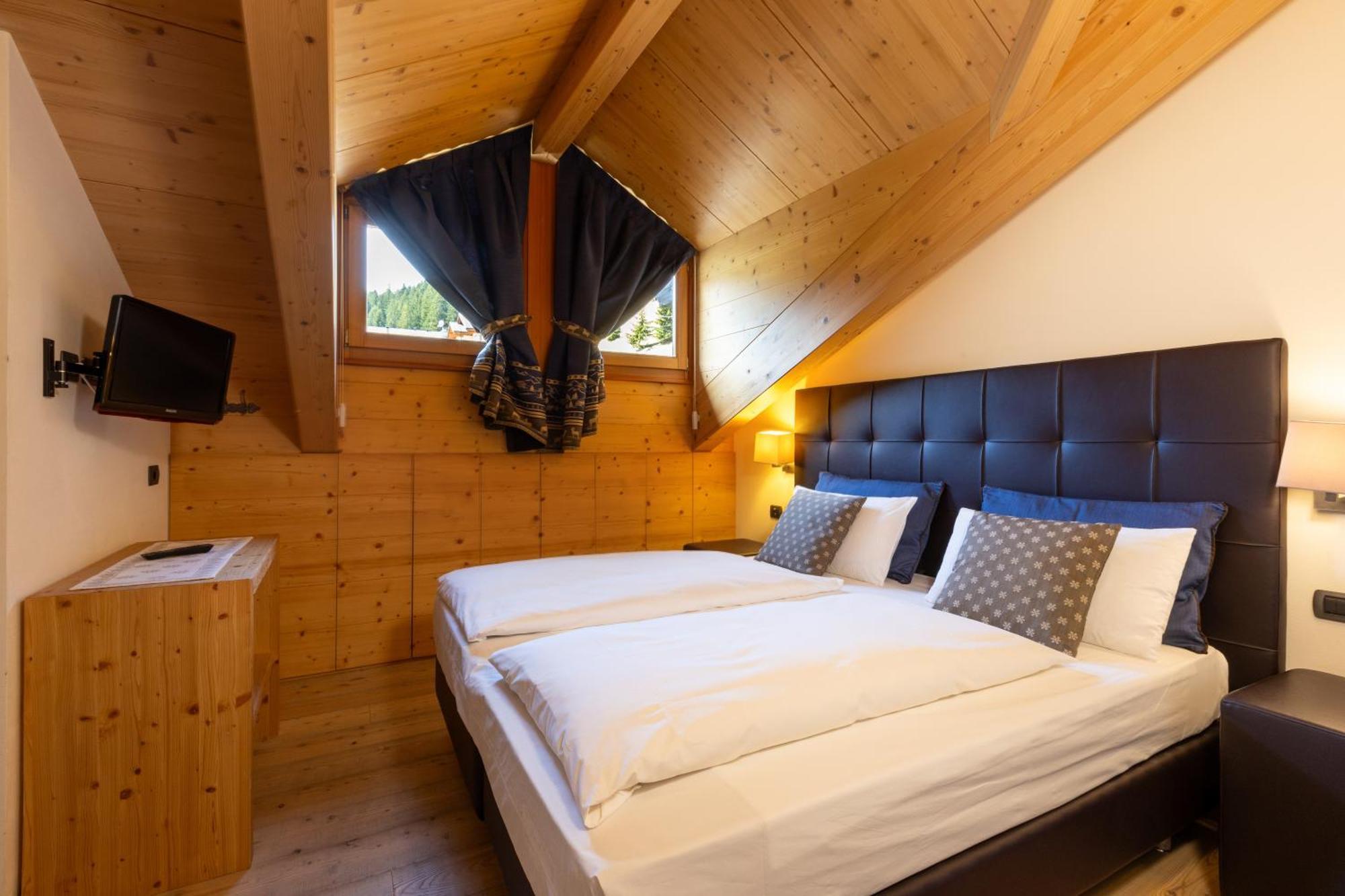 Hotel Cardo Изолачча Экстерьер фото